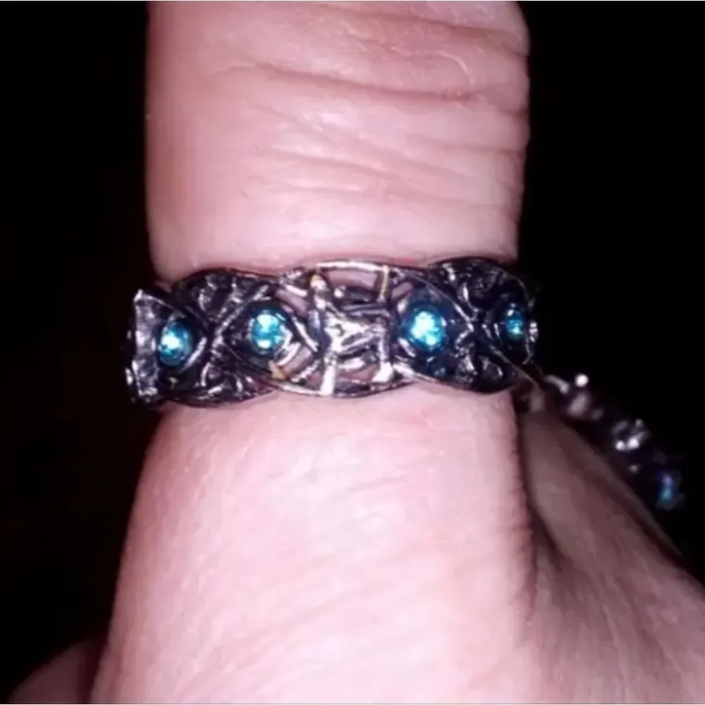 Unisex Silver Celtic Knot wolf Ring with Blue Accents sz 6